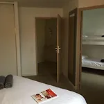 Kyriad Direct La Rochelle Sud 3* 아이트르