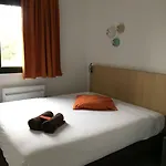 Kyriad Direct La Rochelle Sud 호텔 아이트르