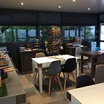 호텔 Kyriad Direct La Rochelle Sud 아이트르