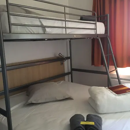 Kyriad Direct La Rochelle Sud فندق Aytré