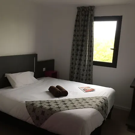 Kyriad Direct La Rochelle Sud فندق 3*