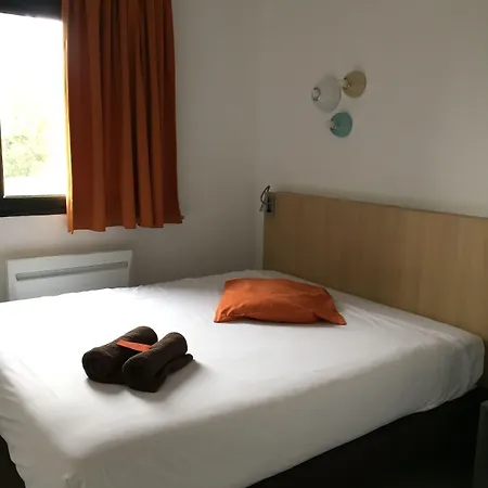 Kyriad Direct La Rochelle Sud فندق Aytré