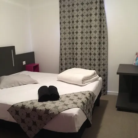 Kyriad Direct La Rochelle Sud فندق