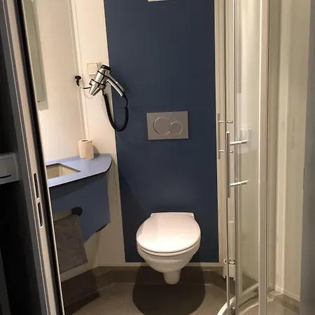 Kyriad Direct La Rochelle Sud 酒店 3*