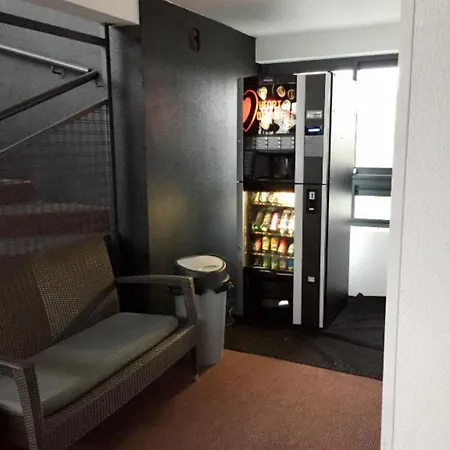 酒店 Kyriad Direct La Rochelle Sud 3*