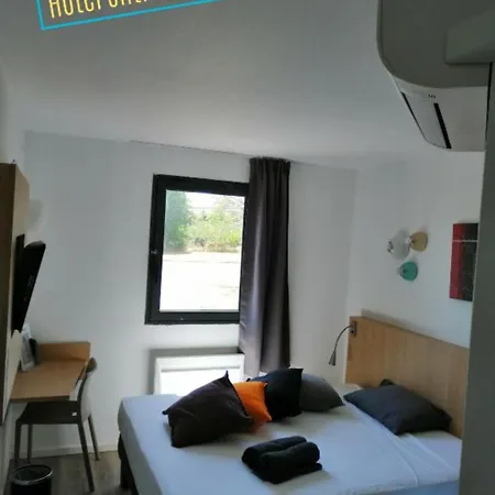 Kyriad Direct La Rochelle Sud 酒店 艾特雷