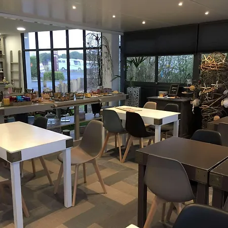 Kyriad Direct La Rochelle Sud 3* Aytre